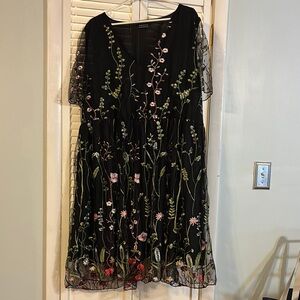 BloomChic Black and Pink Flutter Sleeve Midi Dress